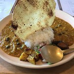 カレー＆スパイス 青い鳥 別府 - むかごと豆のカレー