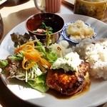 アオゾラカフェ - テリヤキハンバーグ アボカドマヨのせ ごはんプレート ドリンク付き