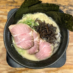 らーめん 一空 - ・贅沢とんこつラーメン 本まぐろ丼セット 1,250円/税込