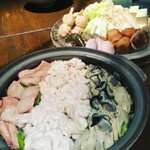 呑喋処 はじめまして - “要予約”の痛風鍋。（写真は4名様用でご用意したものです。）