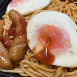 ほっともっと - 目玉焼きとウインナーがいい仕事をしています！