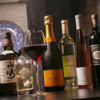 ケンゾーエステイトの贅沢なワインなど自慢のアルコールをご提供