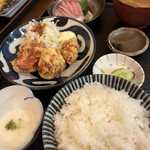 ほおずき - お刺身と唐揚げ定食 1000円