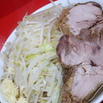 ラーメン二郎 一橋学園店 - 小（少なめ）＋ニンニク