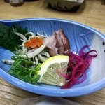 季節料理 藤原 - 突き出しはシンコ釜揚げとホタルイカ