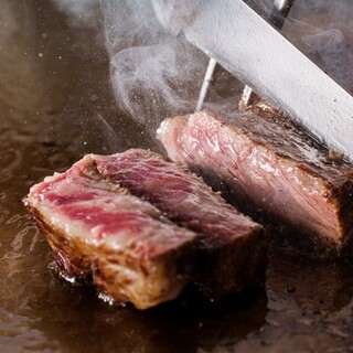 【使用國產牛肉】 可以盡情享受鐵板料理的店