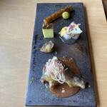 よし奈 - 鮎にスイカのソースが斬新。スイカの味するのに合うΣ( ๑⃙⃘°◊°๑⃙⃘ )