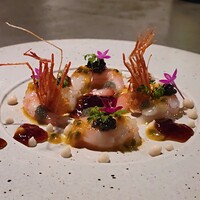 S'ACCAPAU - 甘エビ オマール パッションフルーツ キャビア カリフラワー