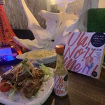 もぐら酒場 アジイチバ - ジャークチキンとカルボナーラライス