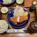 Tonkatsu Ma Mezon - 