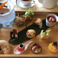 メインダイニングルーム - アフタヌーンティー