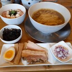 らぁ麺 めん奏心 - 