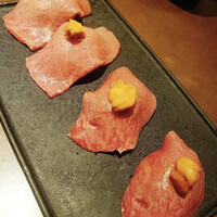 焼肉うしごろ 新宿三丁目店 - 