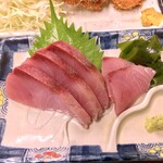 十八番 - ワラサ刺し。