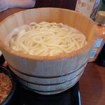 丸亀製麺 - 釜揚げうどん（得）