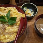 Satodori Sankei - 炙り焼き親子丼(900円)