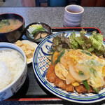 京栄 - かつ皿定食