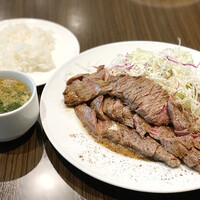 キャトルラパン - ステーキランチ300g