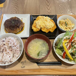 母めし だっこ - だっこランチ　１０００円　ハンバーグ♡ジャポネ♡