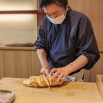 天ぷら たけうち - 大きな白石蓮根とたけうちさん、痩せたね〜