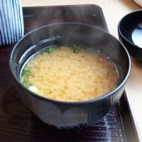 てんぷら天松 日本橋店 - しじみの味噌汁。しみじみと旨い。