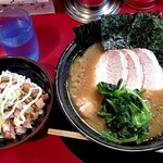 家系ラーメン とらきち家 - 全体図
