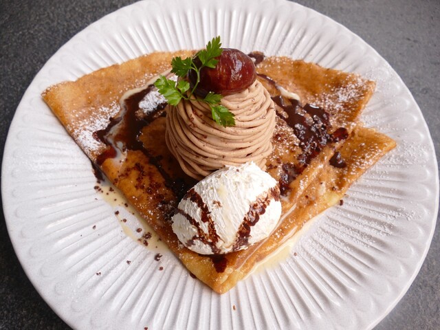Creperie Alcyon restaurant in Osaka, Japan