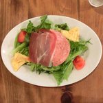 ボッテガビオラ - パスタランチ 1000円 のたっぷり野菜サラダ