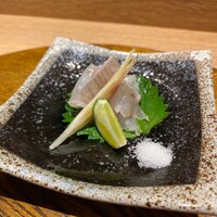 名古屋 栄 鮨 栄華 - ■旬のお造り
                      平目のお造り