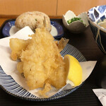 ふる里うどん  - キス天 300円
      たぶんこれが最後のひとつ