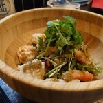 小菜一碟 - 海鮮サラダ(パクチーたっぷり)