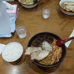 らーめん 吟屋 - 上からドン。