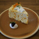 フィン コーヒー ベークショップ - 甘夏のレアチーズケーキ