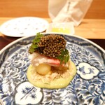 やまぐち - 毛蟹、メロン、キャビア、パセリのソース
