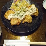 どんと - 料理写真:チキン南蛮定食。定食としては寂しさがあるね