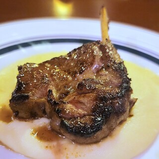 ザ・ローズ&クラウン_0