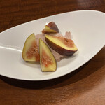 サヴール アマンド - 