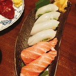 弥助 - イカとまぐろ握り