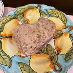 Antica osteria BACIO - 自家製パン