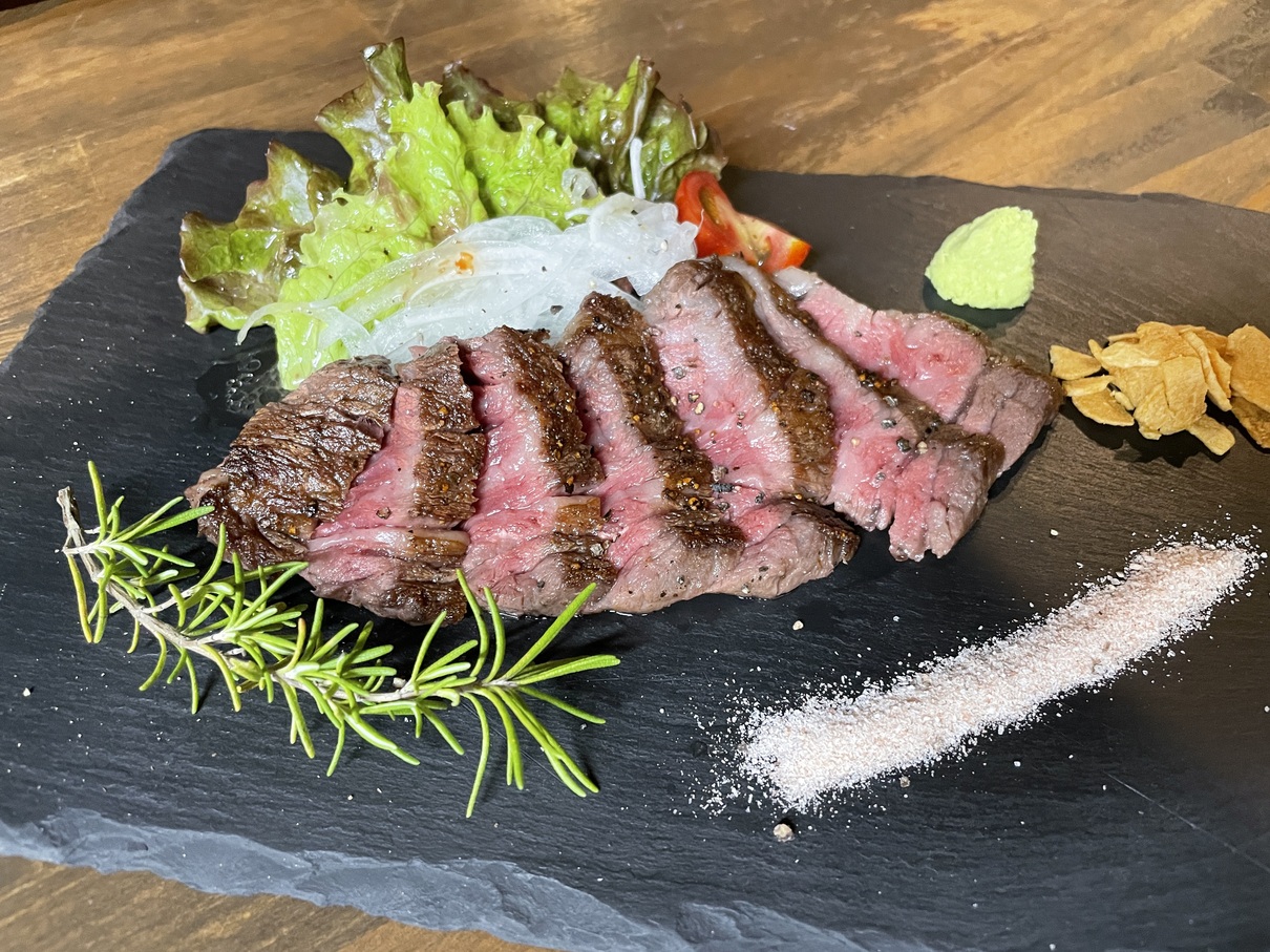 ニクバルエス