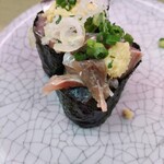 天下寿司 - イワシ軍艦