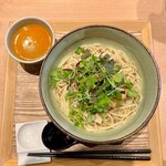 塩そば まえだ - 名刀味噌の昆布水麺 ¥1100
      メンマ増し ¥80