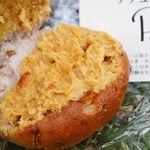 ナチュラル・プクゥー - ピーナッツクリームが入ったパン