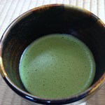 Kikugetsu tei - 茶碗は利平焼。結構なお手前で・・・