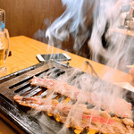 Wagyu U Yakiniku Jukusei O Otoro Gyuutan Kokusan Gyuu Horumon Date No Kura - 