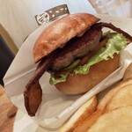 SAKURA BURGER - 