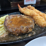 三浦のハンバーグ - ハンバーグと海老フライランチ（税込み８５０円）