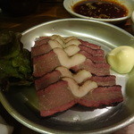 大阪ホルモン - 裏メニュー馬肉の燻製