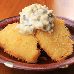 Kitashinchi-grown marinated mackerel with tartar sauce and fried onions