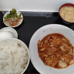 Mukyoku - 豚キムチ炒め定食。